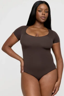365 Contour Short Sleeve Shaping Bodysuit - Espresso