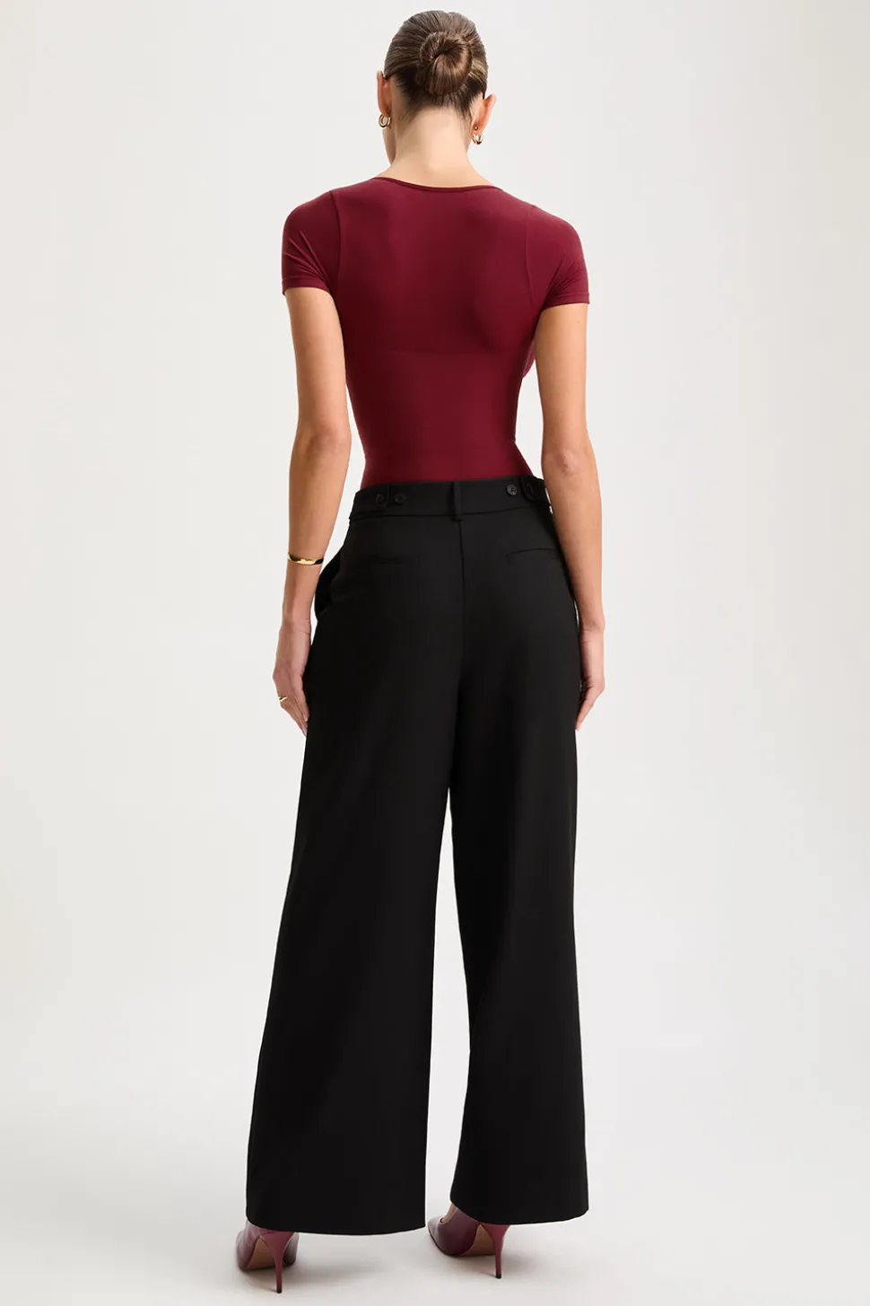 365 Contour Short Sleeve Shaping Bodysuit - Cherry