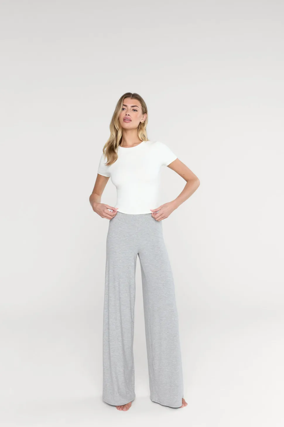 365 Sculpting Lounge Short Sleeve T-Shirt - Coconut Milk