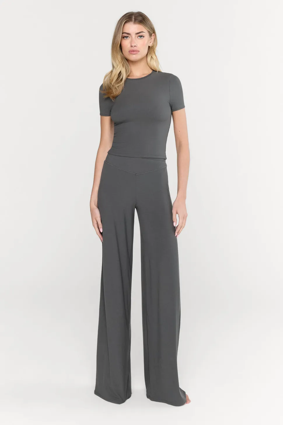 365 Sculpting Lounge Short Sleeve T-Shirt - Dark Olive