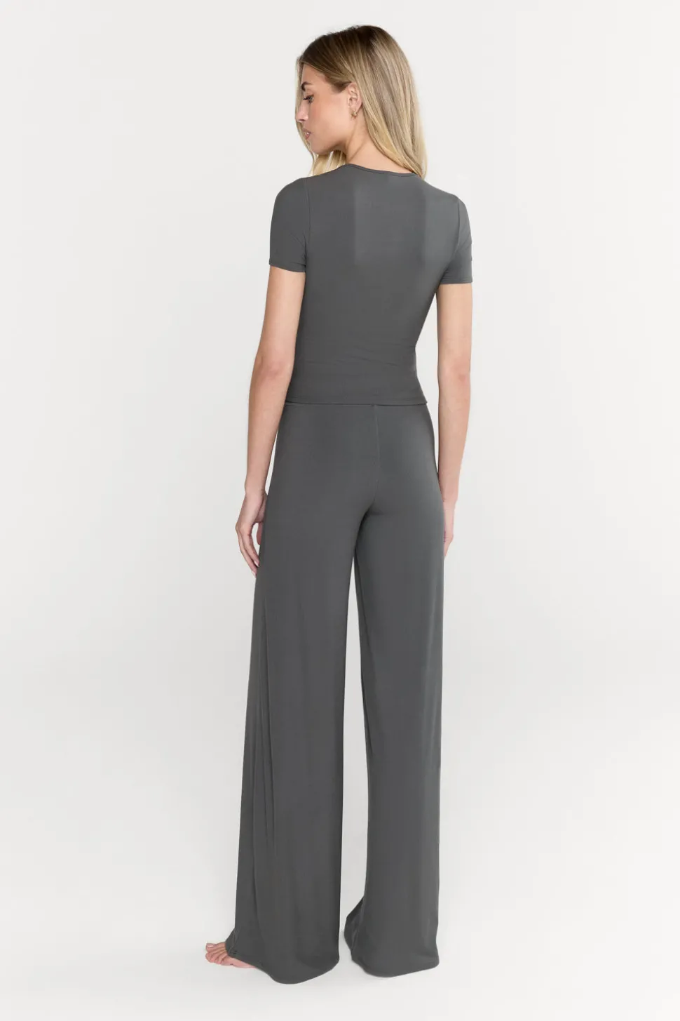 365 Sculpting Lounge Short Sleeve T-Shirt - Dark Olive