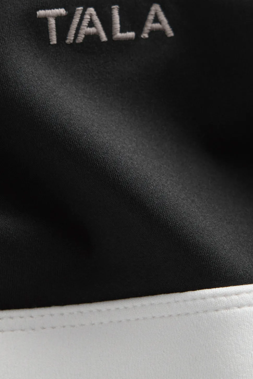 DayFlex Open Back Square Neck Sports Bra - Shadow Black And Ivory