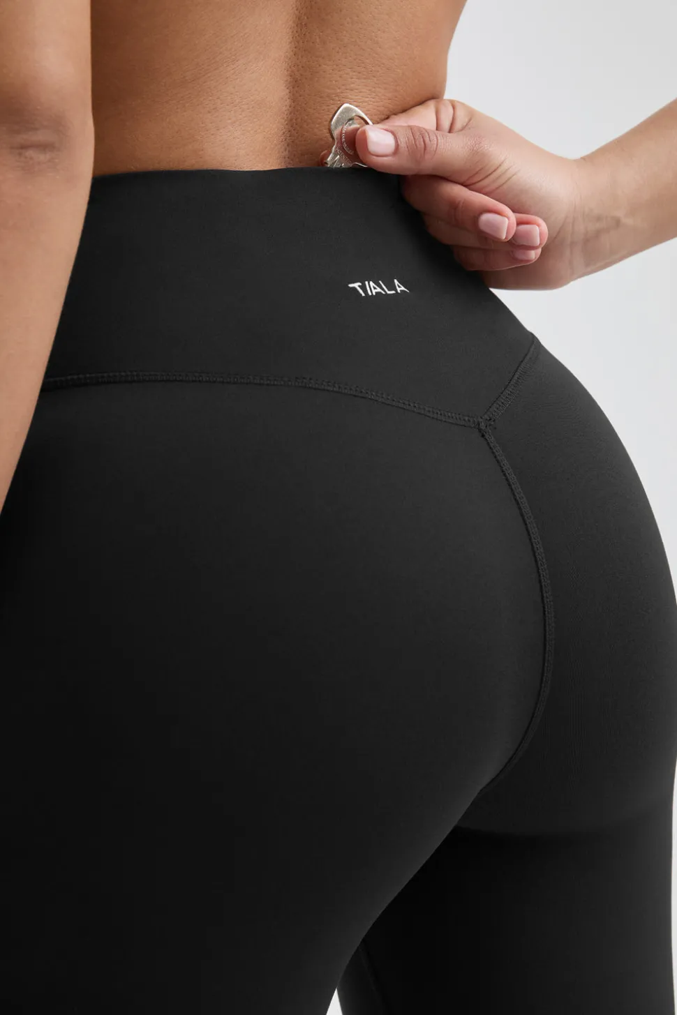 DayFlex Wrap Flared Yoga Pant No Front Seam - Shadow Black