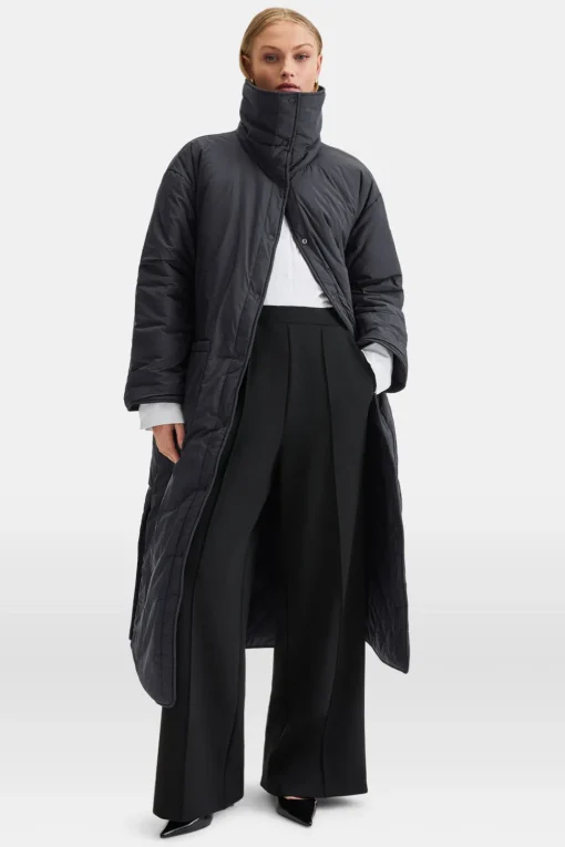 Reversible Padded And Quilted Longline Everything Overcoat - Black