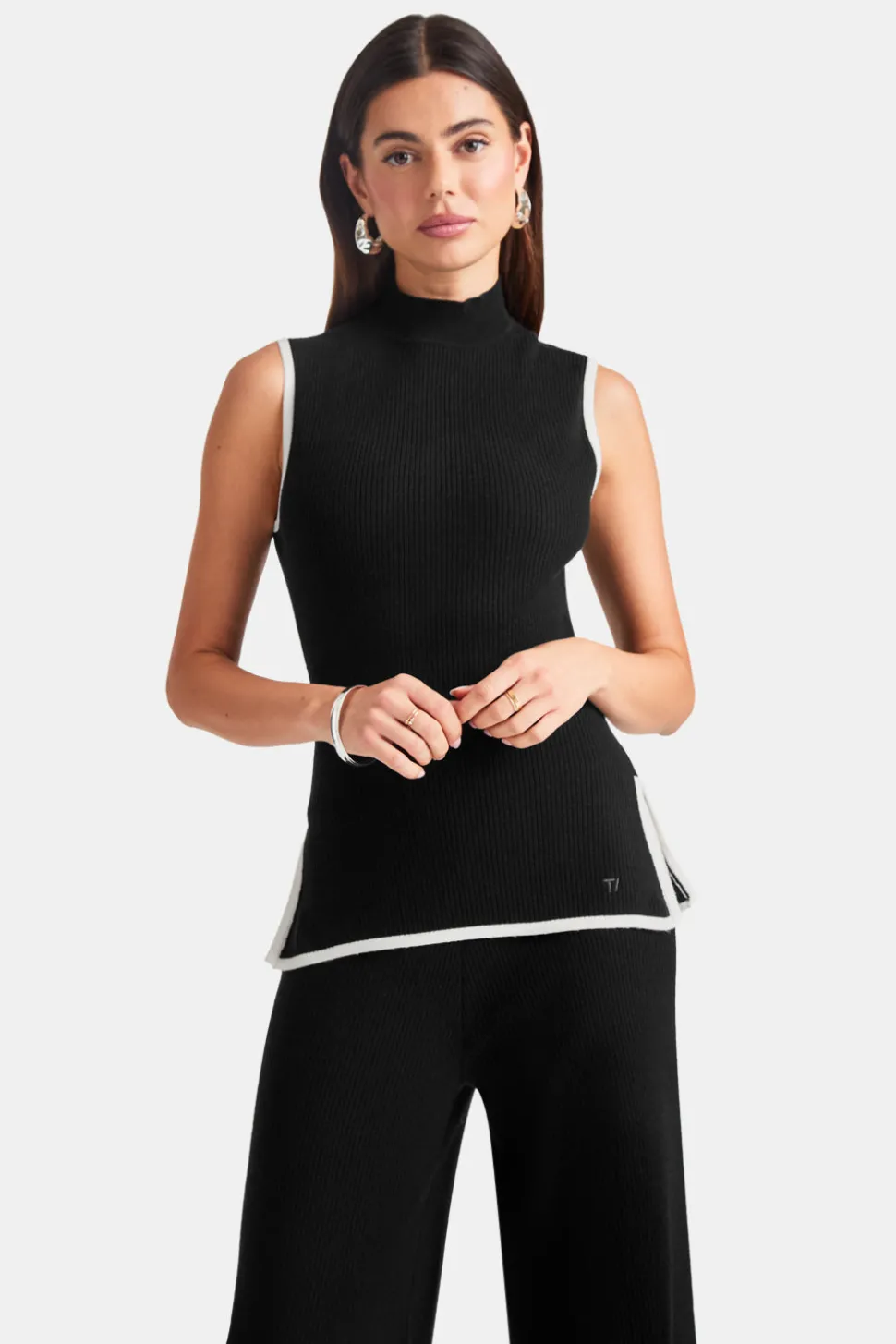 Sleeveless Mock Neck Ribbed Knit Tank - Black And Buttermilk