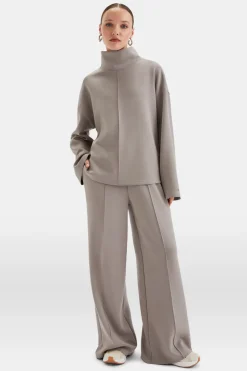 SoftSmart Wide Leg Jogger - Pebble