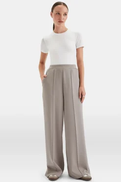 SoftSmart Wide Leg Jogger - Pebble