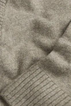 V Neck Jumper - Oat Marl