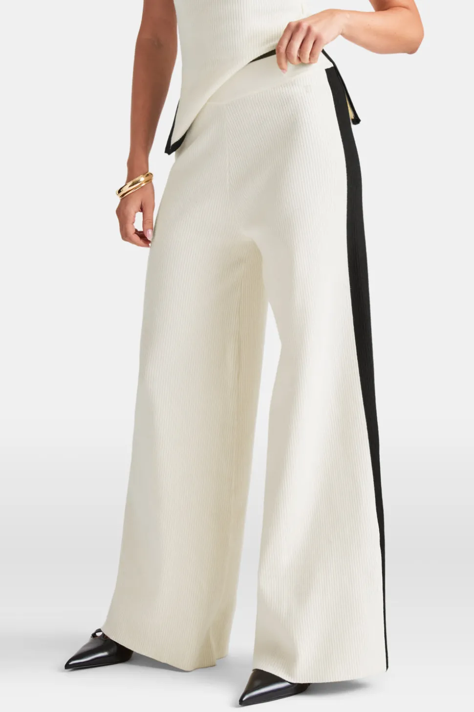 Wide Leg Contrast Ribbed Knit Trousers - Buttermilk And Black